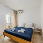Luxury * تيرانا