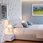Luxury تيرانا